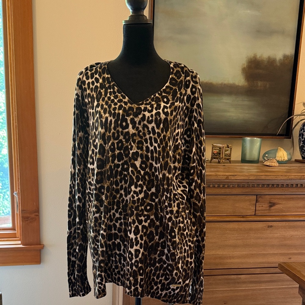 Leopard Print V-Neck Sweater